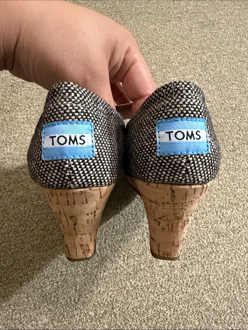 TOMS Stella cork wedge heel size 5 brown gold herringbone tweed peep toe